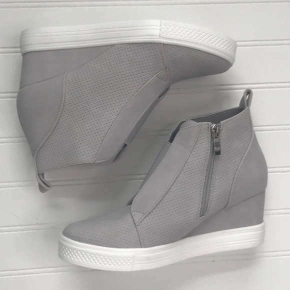 Cocci Wedge Sneaker! - Picture 2 of 2